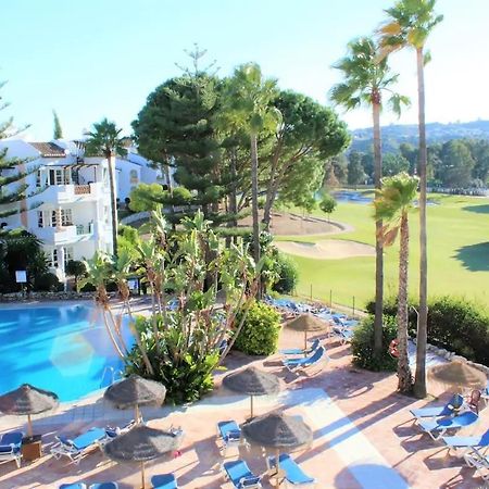 Stylish One Bed Apartment At Matchroom Country Club Fuengirola Buitenkant foto