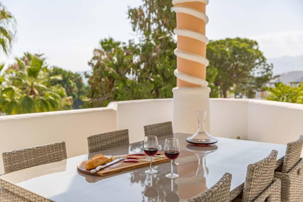 Stylish One Bed Apartment At Matchroom Country Club Fuengirola Buitenkant foto