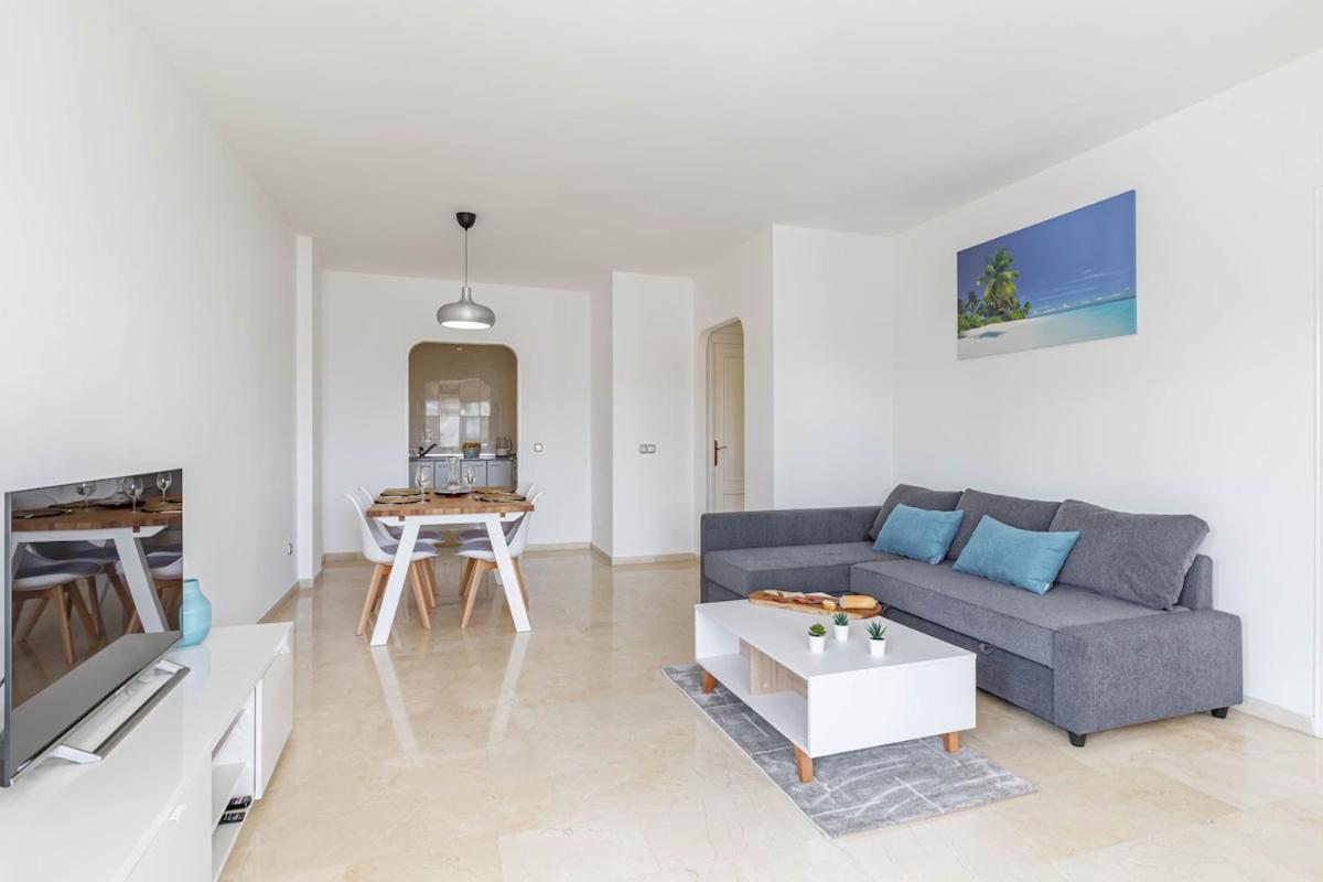 Stylish One Bed Apartment At Matchroom Country Club Fuengirola Buitenkant foto