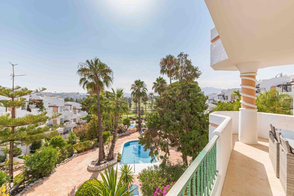 Stylish One Bed Apartment At Matchroom Country Club Fuengirola Buitenkant foto